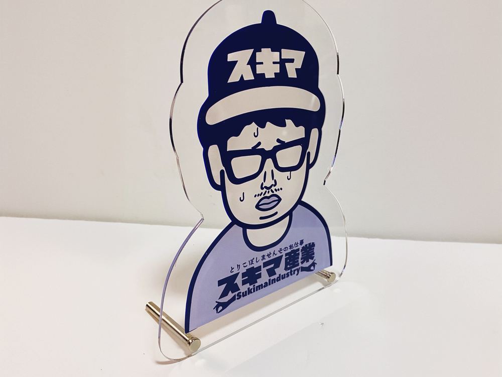 キャラクターのアクリルスタンド